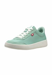 Jasnozielone buty sportowe z teksturowaną siateczką u góry, białymi sznurówkami i gumową podeszwą. Posiadają małe czerwone logo marki z boku.