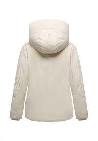 Crème-kleurige winterjack met capuchon, lange mouwen, minimalistisch ontwerp en een klein embleem op de achterkant van de capuchon.