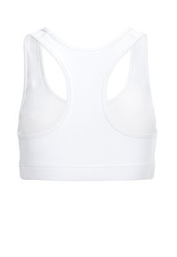 Witte sport tanktop met een racerback ontwerp. Gemaakt van zachte, rekbare stof met gladde naden en zonder zichtbare hardware of accenten.