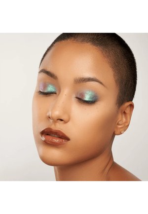 Classificação 2: Danessa Myricks Beauty - TWIN FLAMES - Sombra de olhos