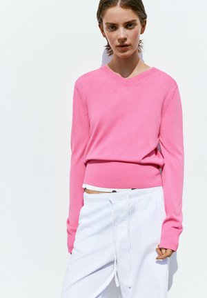 PULL&BEAR PINK V-NECK JUMPER - Pulóver - pink