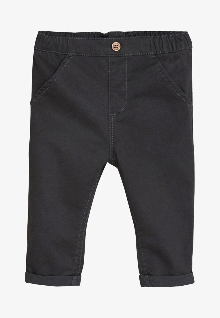Pantalon noir pour tout-petit avec taille élastique, fermeture à bouton, poches latérales et revers roulés.