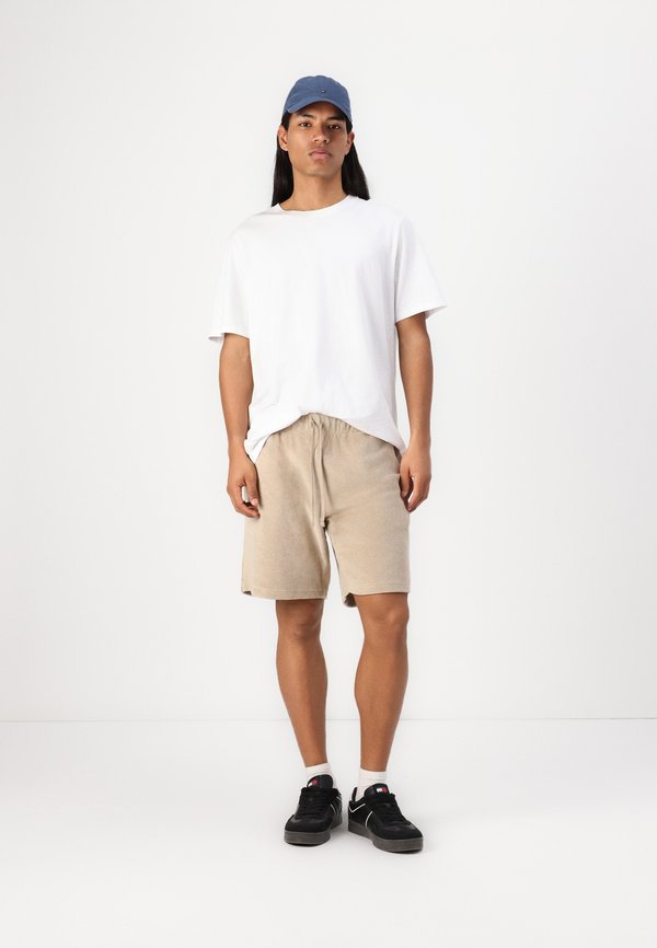 TERRY TOWELLING SWEATSHORT - Shorts - sandalwood3