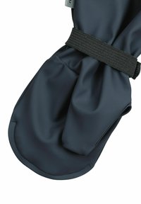 Tamnosiva vodootporna rukavica s teksturiranom površinom, elastičnom manžetom i izraženim mat završetkom. Dizajnirana za izdržljivost i dobar hvat.