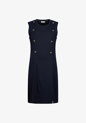 Robe bleu marine sans manches, longueur au genou, avec un col rond et six petites décorations en forme de chevrons dorés sur les panneaux avant.