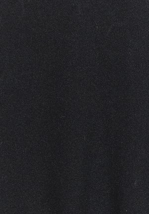 Tissu noir uni texturé avec une légère brillance et de subtiles lignes horizontales.