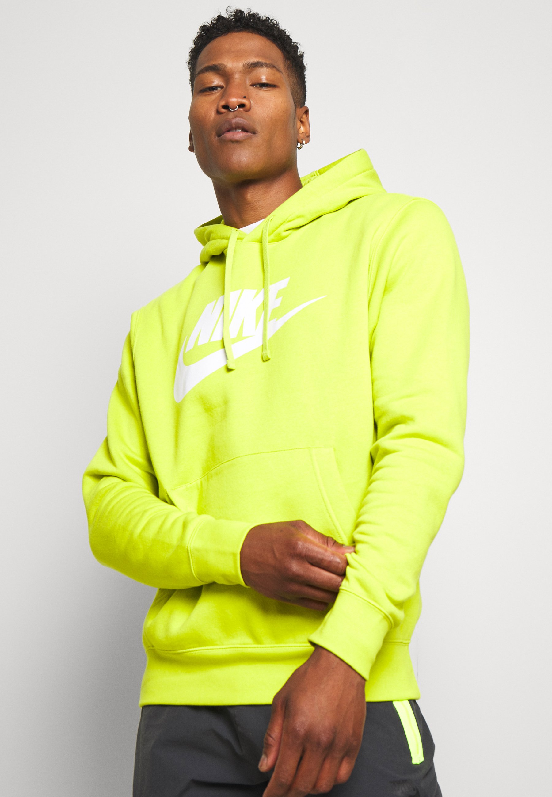 Nike Sportswear CLUB Hoodie bright cactusgrønn Zalando.no Nike Sportswear CLUB - Hoodie - bright cactus