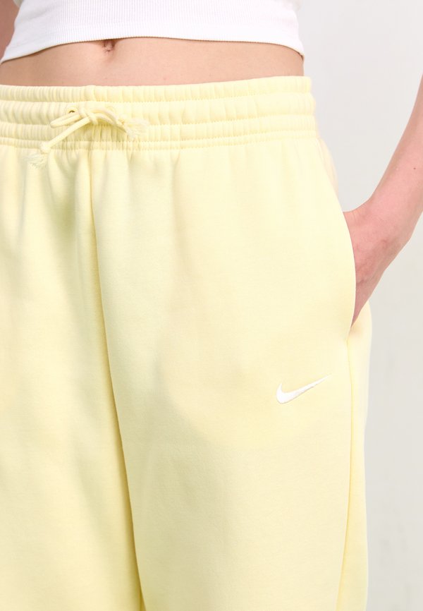 PANT - Tracksuit bottoms - alabaster3