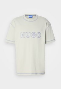 Valgt, light pastel green