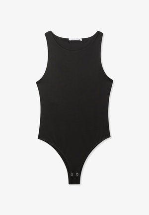 Body nero realizzato in tessuto liscio. Presenta un collo rotondo, design senza maniche e schiena a perizoma con chiusure a pulsante.