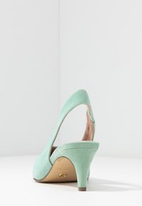 Tamaris Klasické lodičky - mint