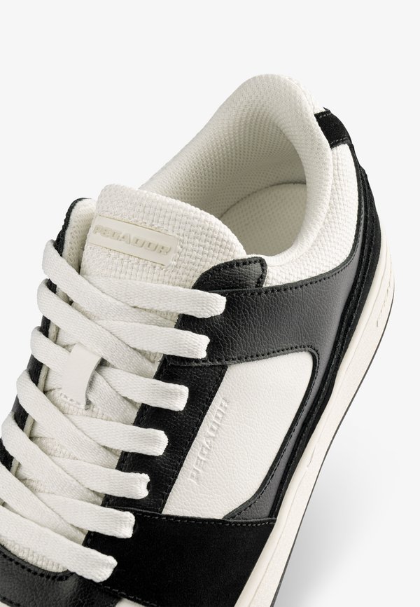 CITIGO LOW UNISEX - Trainers4