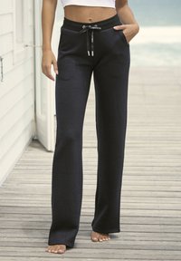 Vivance Trainingsbroek - schwarz