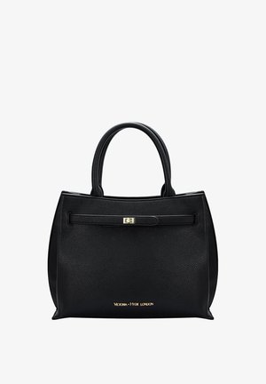 Borsa a mano in pelle nera con doppi manici arrotondati, cinturino frontale con fibbia dorata e logo "Victoria Hyde London" in lettere dorate.