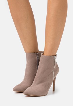 High heeled ankle boots - taupe