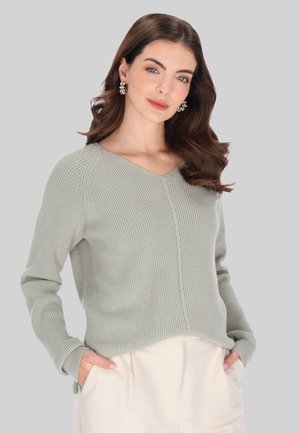 usha, Trui - sage green