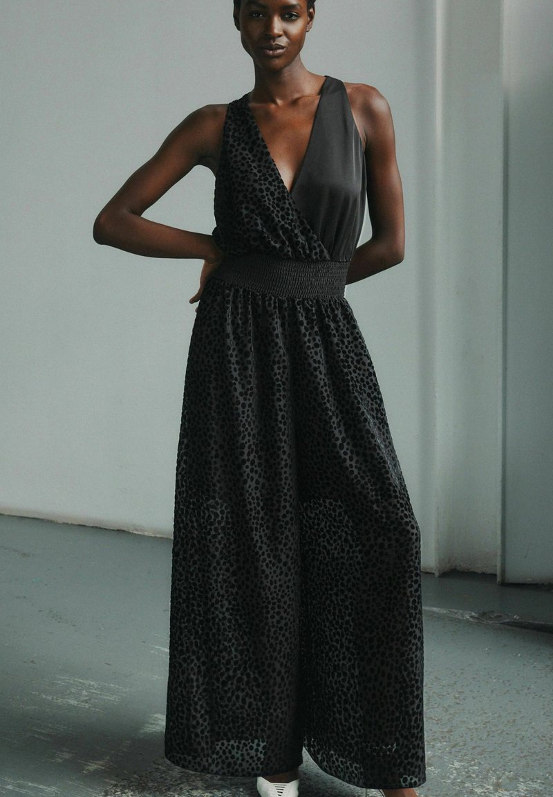 Women Flocked Jumpsuit With Hollow Zipper Perspective main image 1
