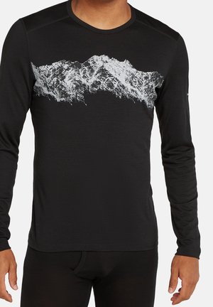 Long sleeved top - black