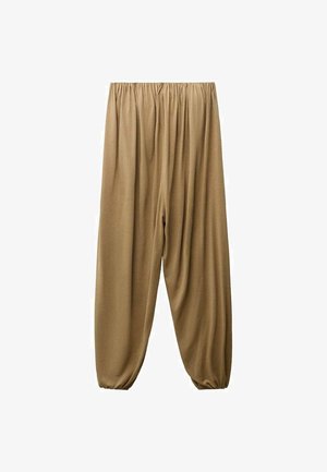 Lichte, losse, tan broek met een elastische tailleband, gathered bij de enkel, met een gladde, zachte textuur.