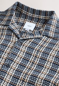 TEXTURED CHECK SHORT SLEEVE  - Hemd - monochrome
