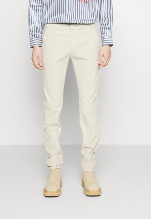 Vaqueros slim fit - beige