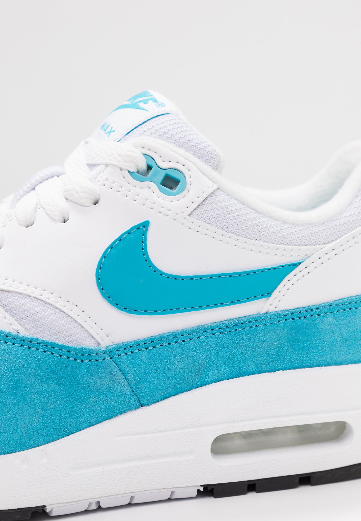 Nike Sportswear Air Max 1 Trainers White Light Blue Fury Black White Zalando Co Uk Nike Sportswear Air Max 1 Trainers White Light Blue Fury Black White Zalando Co Uk