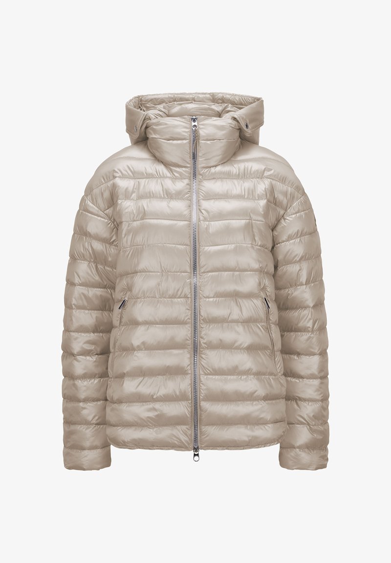 Beige Steppjacke mit hohem Kragen, horizontal gestepptem Muster, Frontreißverschluss und Seitentaschen. Hergestellt aus einem glänzenden, leichten Material.