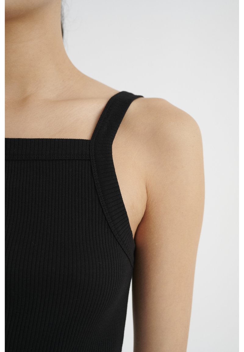 Damen T-Shirts | InWear DAGNAIW STRAP Top black/schwarz - UQ18518 Damen T-Shirts | InWear DAGNAIW STRAP Top black/schwarz - UQ18518