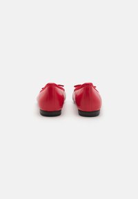 Marco Tozzi Ballerine - red