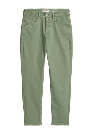 Jeans in cotone verde chiaro tagliati con tasche anteriori e posteriori, passanti per cintura e chiusura con bottone, distesi su sfondo bianco.
