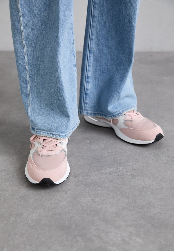 RILEY TRAINER - Trainers - smokey rose