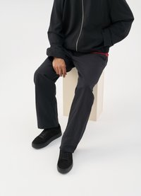 PAUL 2.0 - Trainers - black