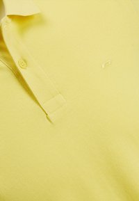 Jack & Jones JJEBASIC musztardowy