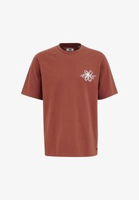 Valitud, vintage red