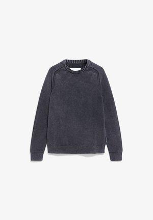 Pull en tricot gris foncé avec un col rond côtelé et des manches raglan, présentant une texture lisse et des détails de couture subtils.