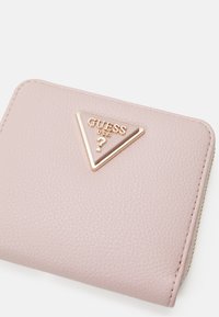 Guess MERIDIAN SMALL ZIP AROUND - Lommebok - light rose