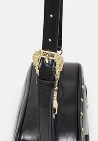 Versace Jeans Couture BIKER COUTURE 01 - Skulderveske - black