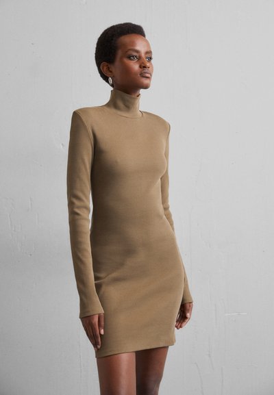 Won Hundred Robe fourreau - beech