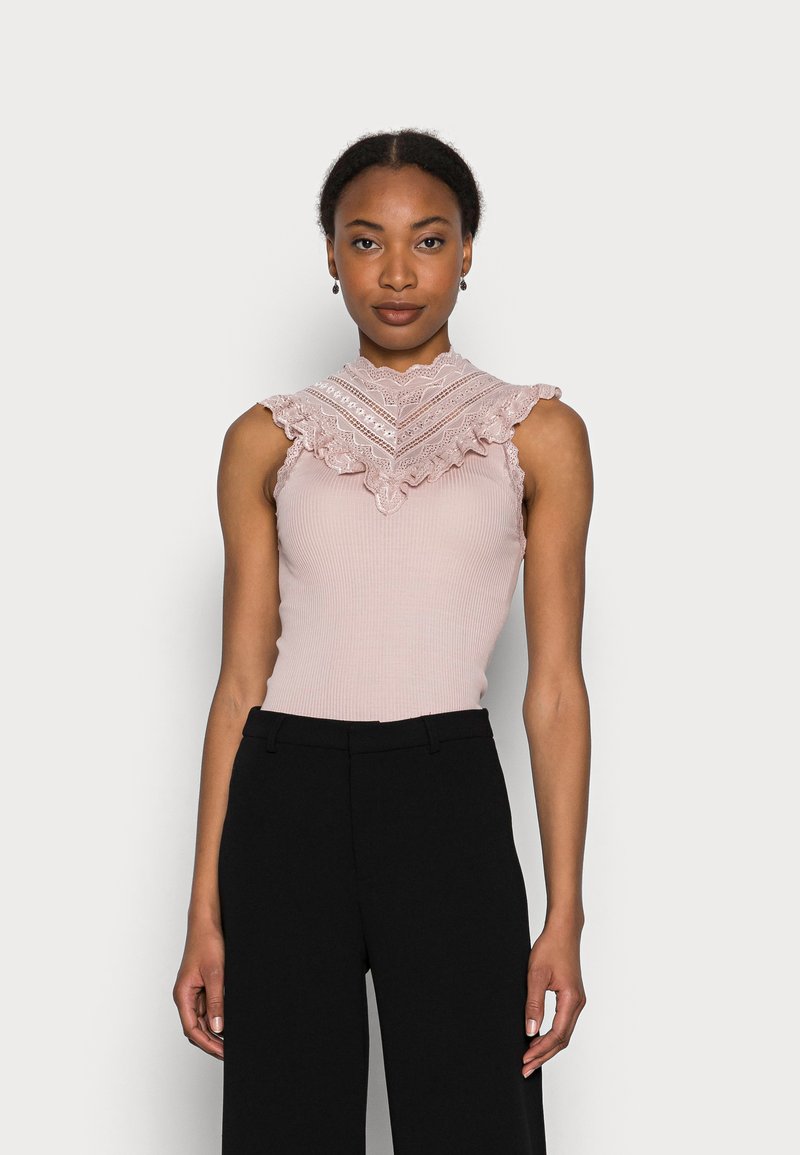 Rosemunde Top - vintage powder