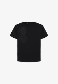 Selezionato, ultrablack