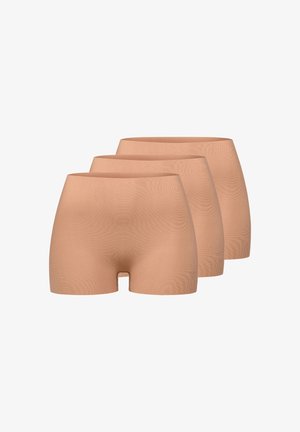 Drei nahtlose, beigen Damenunterhosen in hoher Taille, gestaffelt auf weißem Hintergrund angeordnet.