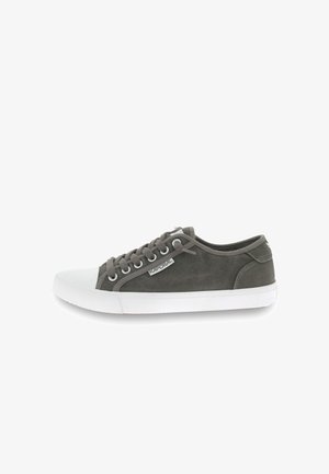 Graue Leinensneaker mit weißer Gummikappe und Sohle. Verfügt über Metallösen und flache Schnürsenkel. Logo-Tag an der Seite. Niedrig geschnittenes Design.