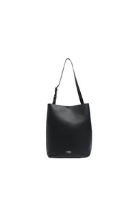 Czarna skórzana torba na ramię o gładkiej fakturze, zaokrąglonym kształcie i regulowanym pasku. Posiada srebrne logo na dole.