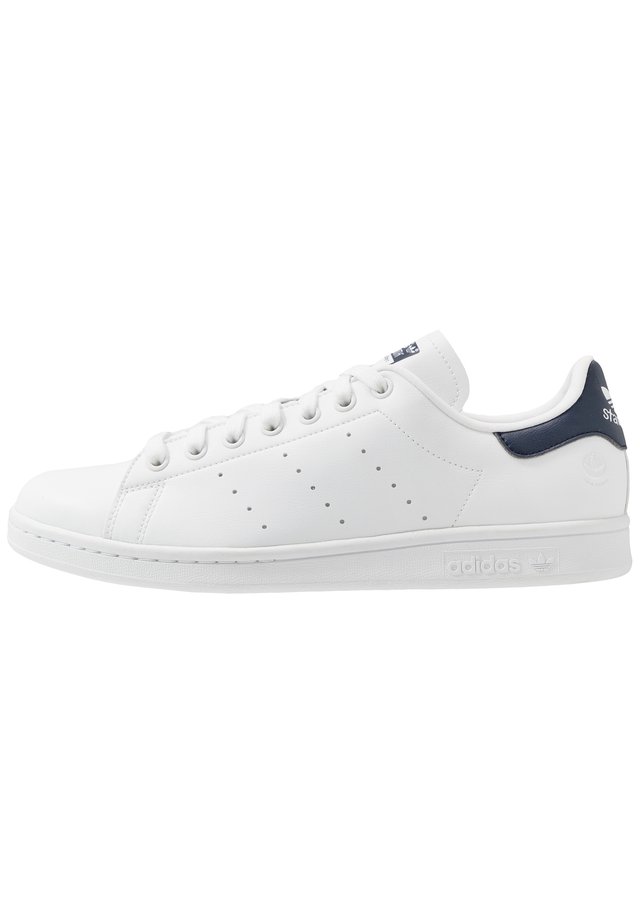 STAN SMITH VEGAN SPORTS INSPIRED SHOES UNISEX - Sneaker low - footwear white/collegiate navy/green