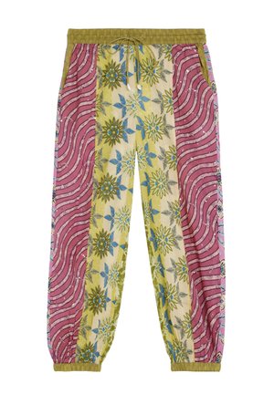 Pantalones de corte holgado con cintura y puños elásticos, con un diseño de patchwork de patrones florales amarillos y rayas onduladas rosas, con bolsillos laterales.