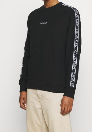 Sweatshirt - black