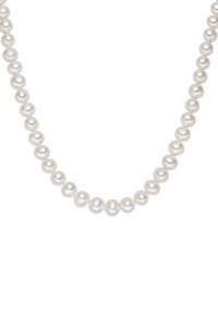 Biała perłowa naszyjnik z równymi, gładkimi, okrągłymi perłami o błyszczącym wykończeniu, nawleczony w klasycznym wzorze.