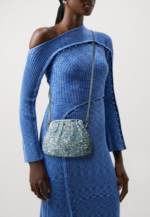Never Fully Dressed Pochette - blue