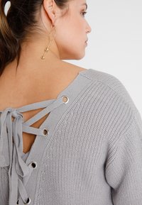 Urban Classics LADIES BACK LACE UP - Stickad tröja - grey