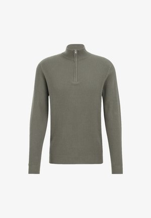 Rebrasti pleteni pulover u maslinasto zelenoj boji s dugim rukavima i kragnom s četvrtim patentnim zatvaračem, s prilagođenim siluetom i minimalnim detaljima.